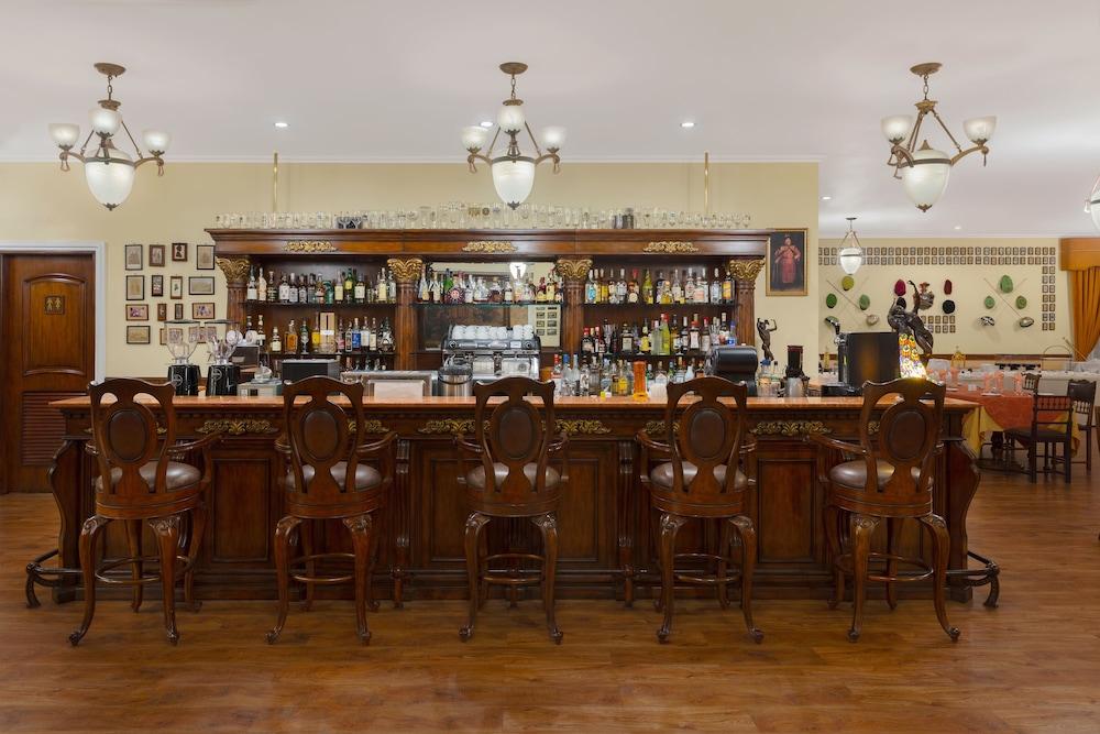 The Peacock Garden Hotel Панглао Екстериор снимка
