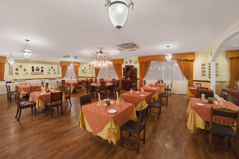 The Peacock Garden Hotel Панглао Екстериор снимка